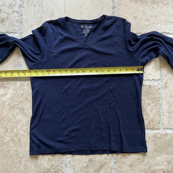 By Chico's Shirt Women's 2 Med‎ US 12 Navy Blue V-Neck 79984 3/4 Sleeve - Picture 5 of 6